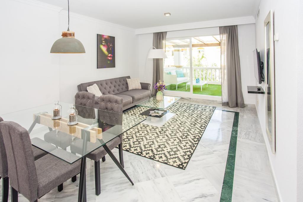 Dama De Noche Playground Apartment Marbella Buitenkant foto