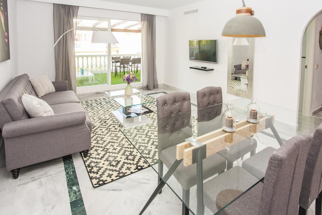 Dama De Noche Playground Apartment Marbella Buitenkant foto