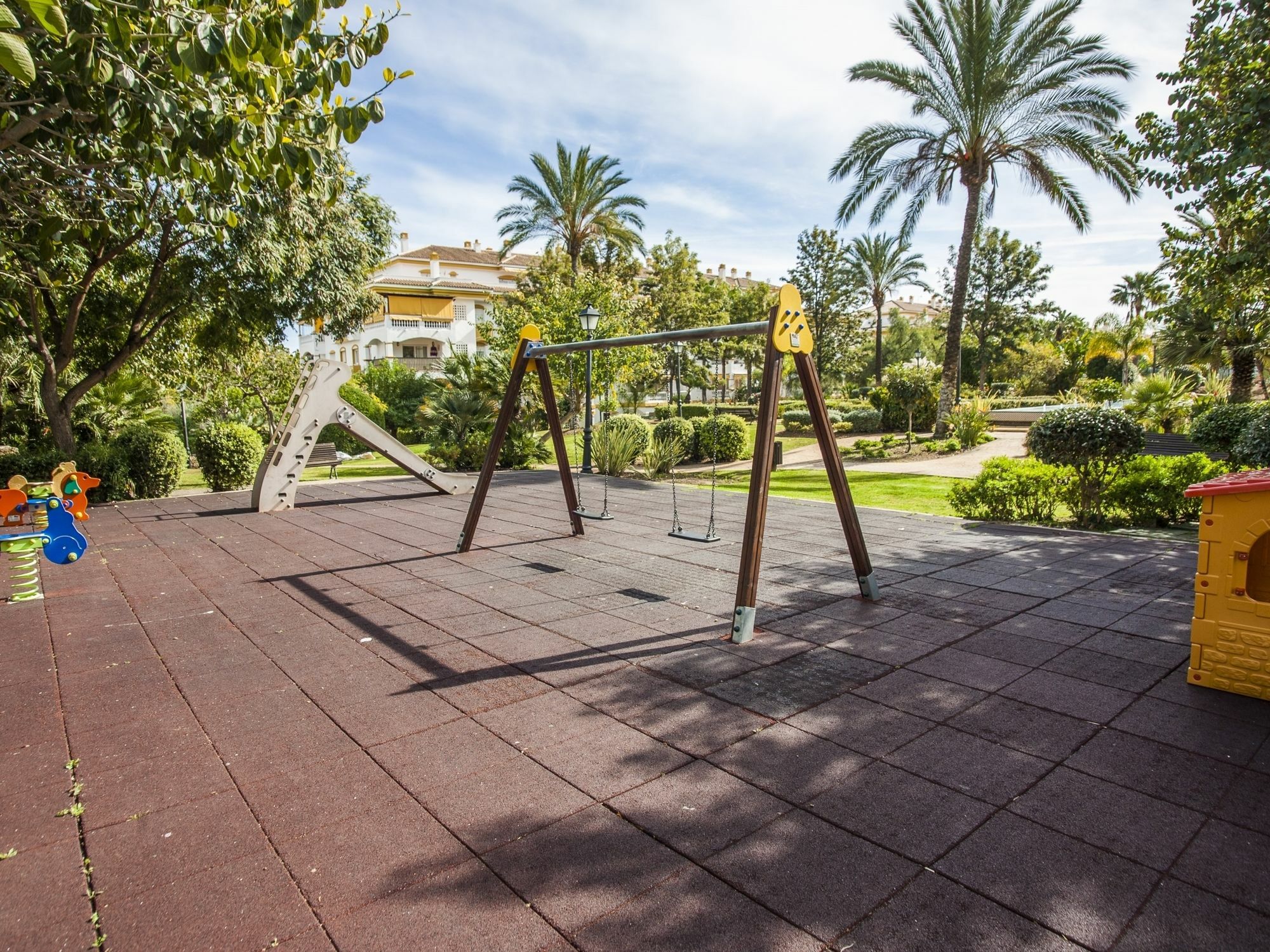 Dama De Noche Playground Apartment Marbella Buitenkant foto