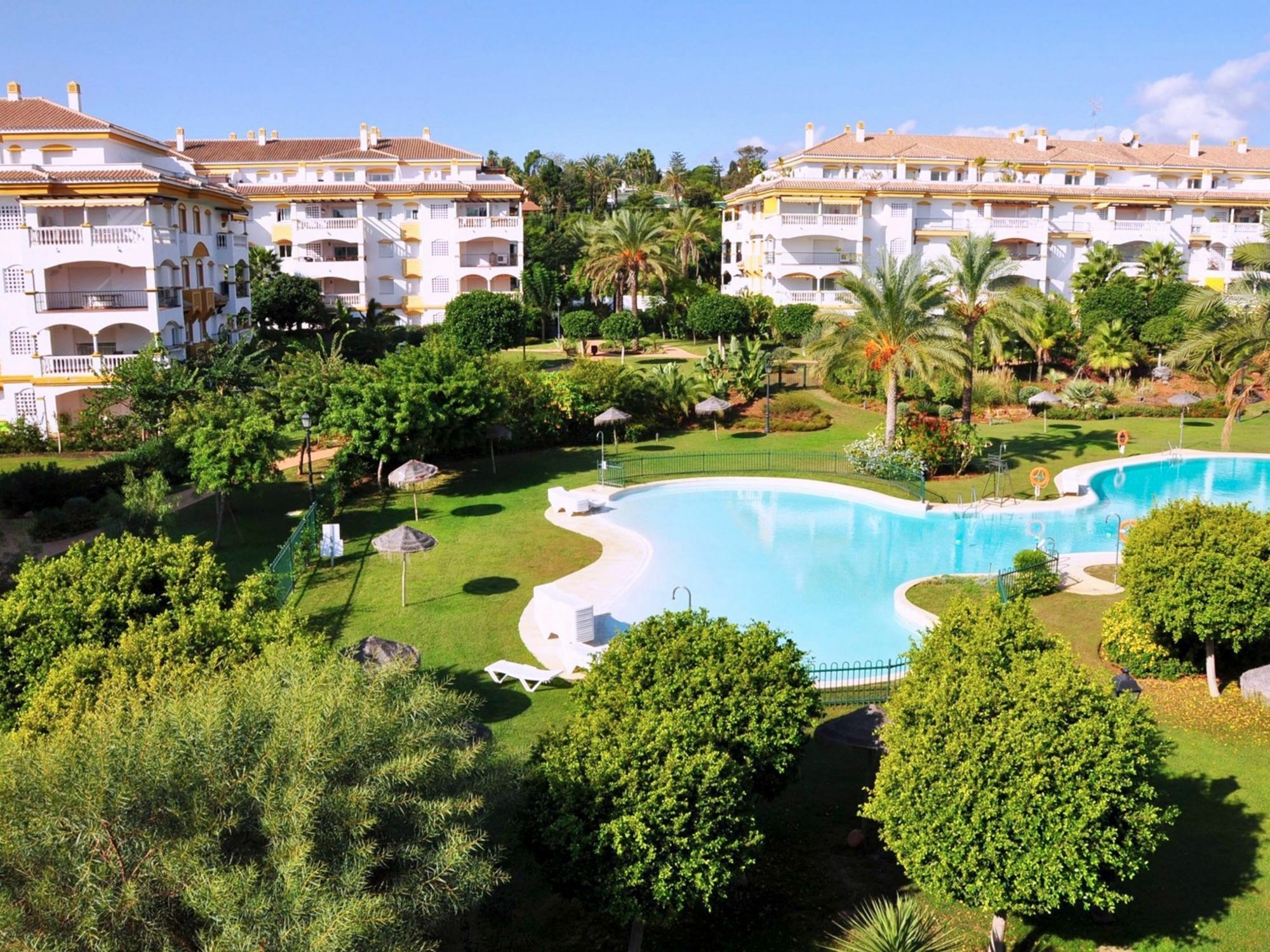 Dama De Noche Playground Apartment Marbella Buitenkant foto